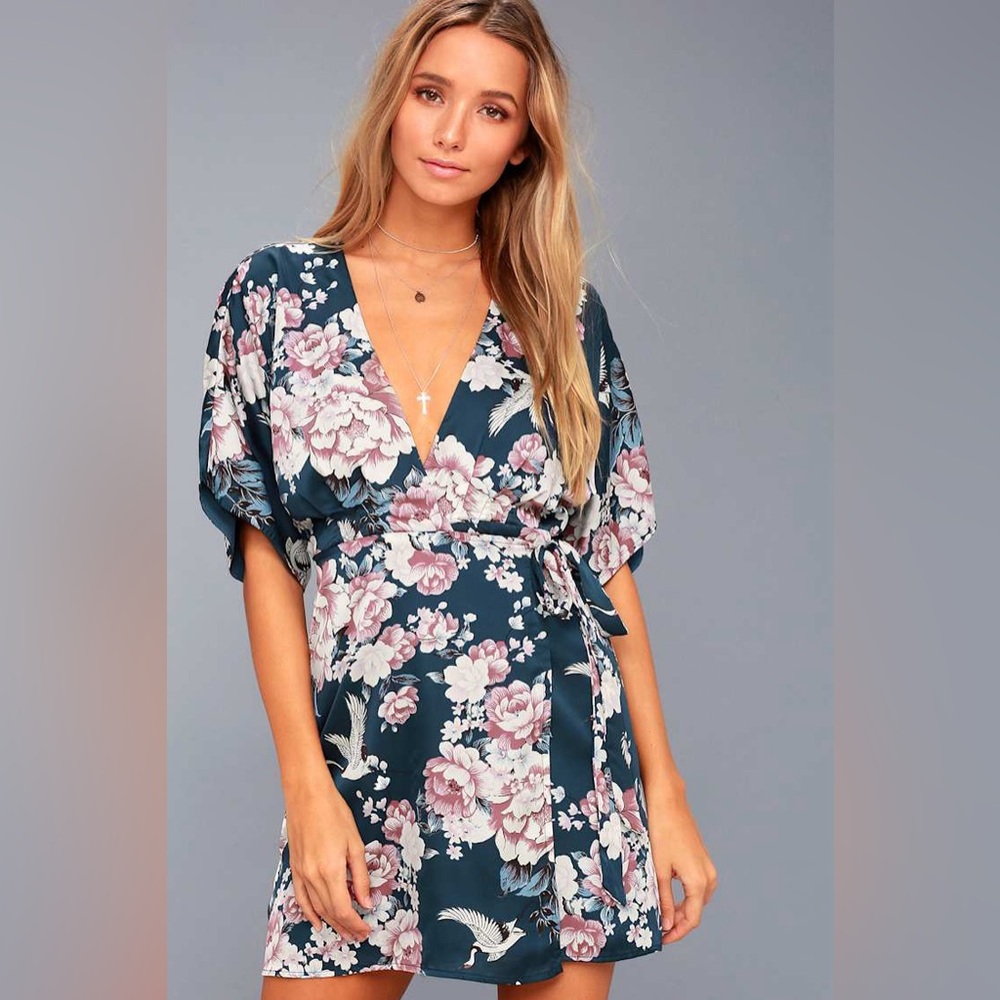 Lulu's Navy Floral Wrap Dress Women’s Small